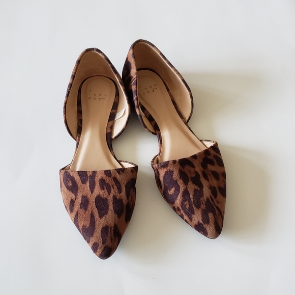 A New Day 10 Leopard Faux Suede Flats Slip On Shoes NWT